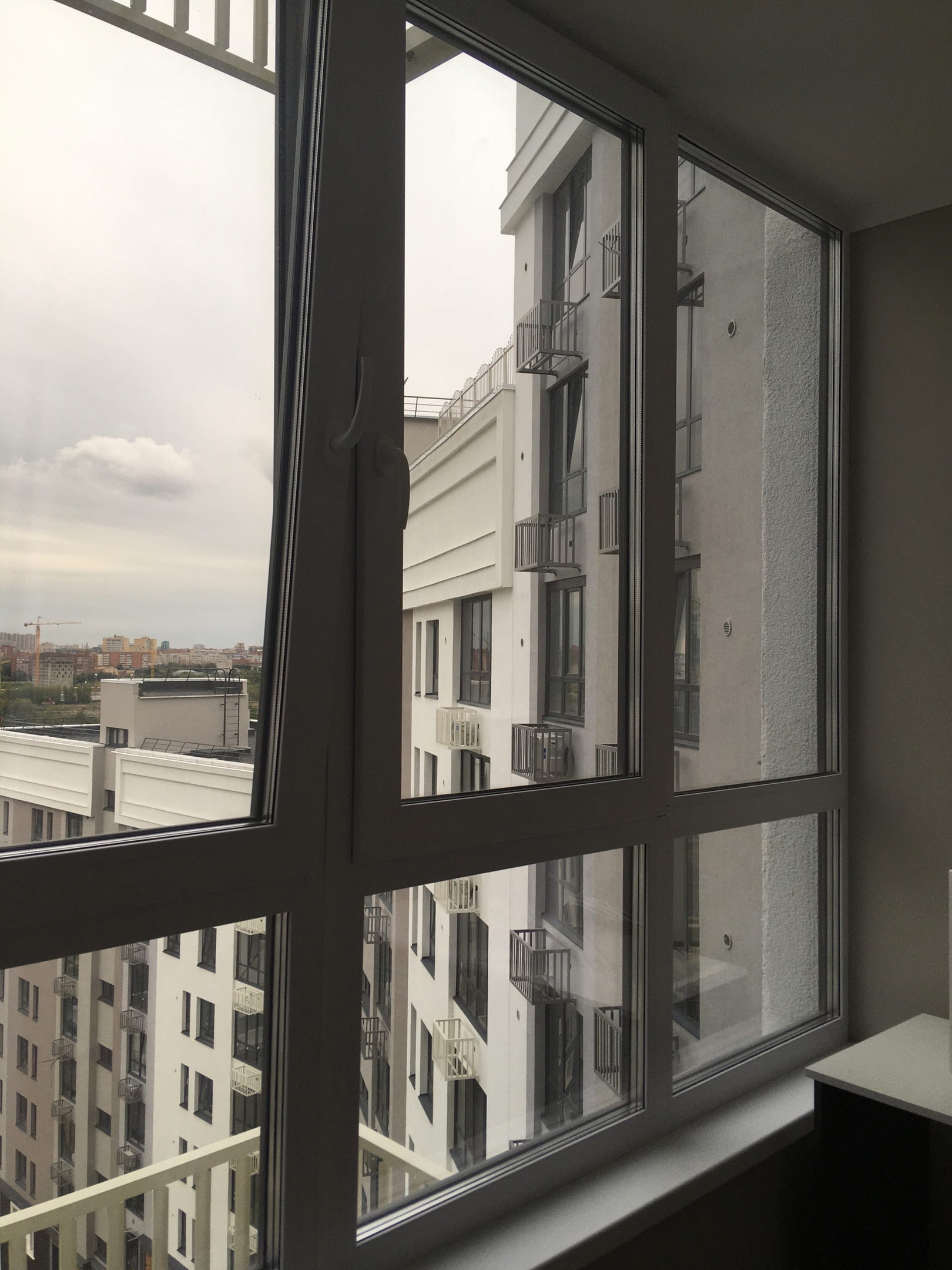 Остекление квартиры под ключ